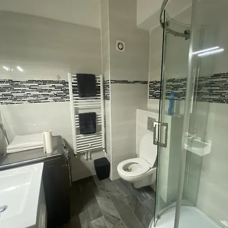 Apartment Mamaia Studio By The